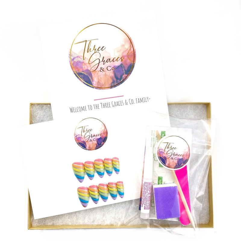 The Aria - Three Graces & Co. press on nails glue on nails stick on nails