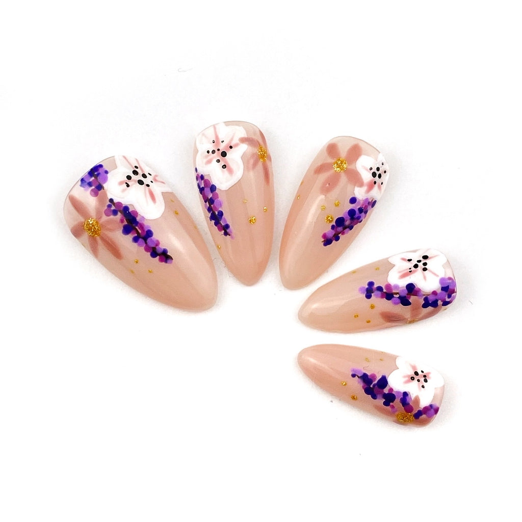 The Graces - Three Graces & Co. press on nails glue on nails stick on nails