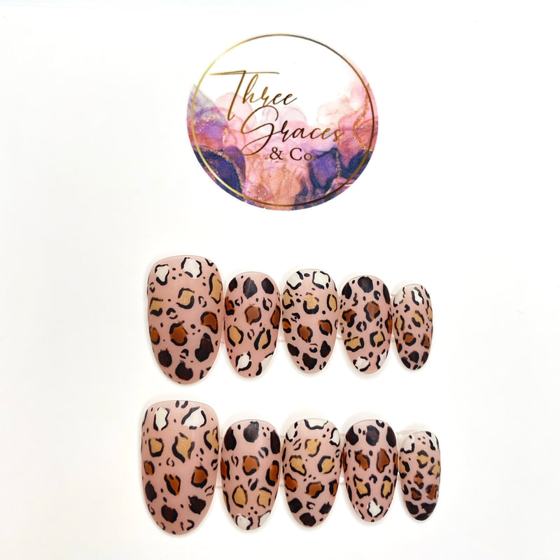 Leopard Print Gradient - Three Graces & Co. press on nails glue on nails stick on nails